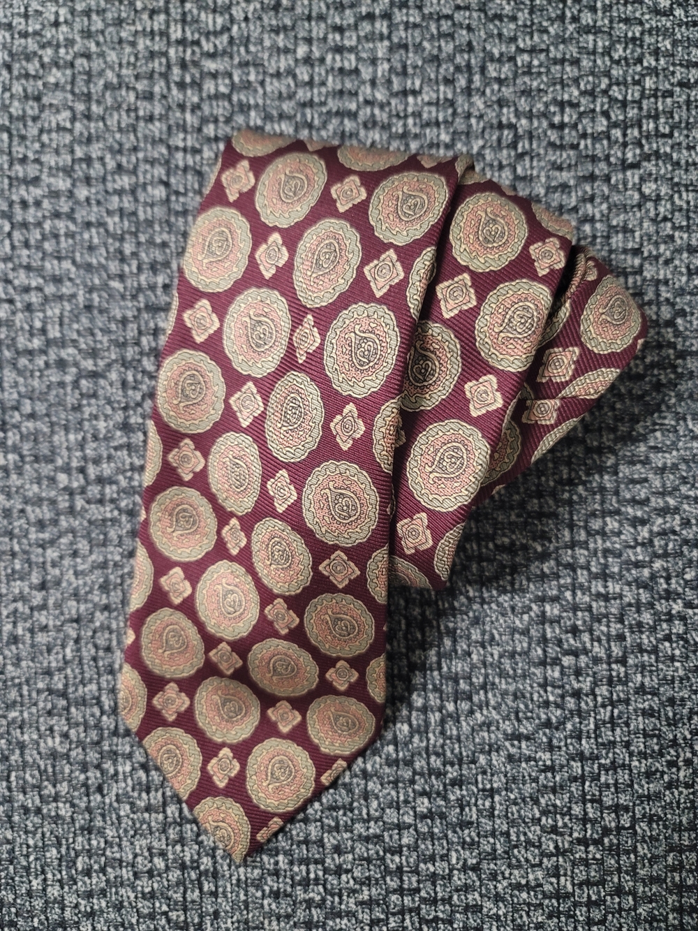 VTG POLO Ralph Lauren Tie 100% Silk Hand Made In USA Paisley Burgundy Gold